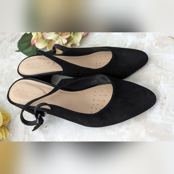 Easy Spirit Evolve Rita Black Slingback Heel Size 8.5 M - Picture 2 of 10